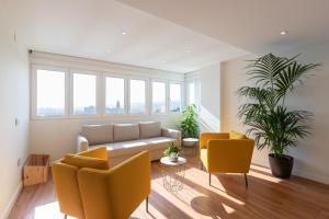 Część wypoczynkowa w obiekcie Luxury beach/port apartment