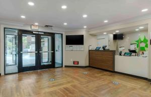 an empty office with a lobby with a reception desk at Extended Stay America Suites - Fremont - Newark in Fremont