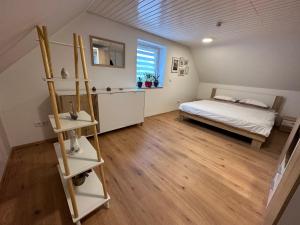 Ένα ή περισσότερα κρεβάτια σε δωμάτιο στο Cozy apartment in Haltern am See