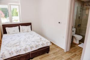 Koupelna v ubytování Premium Apartments + 37 fotografií