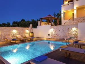 Gallery image of Villa in Arkadi with Private Pool & Sea Nearby in Roúpai