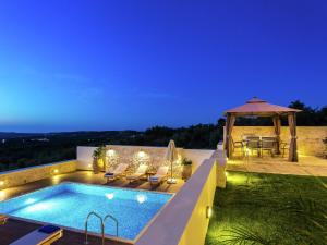 Gallery image of Villa in Arkadi with Private Pool & Sea Nearby in Roúpai +26 photos