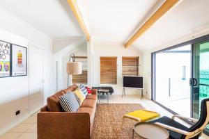 Posezení v ubytování The Hill - Oceanstays + 11 fotografií