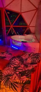 Ảnh trong thư viện ảnh của Domaine de la Tuilière - le dôme insolite avec balneo privative ở Carnoules