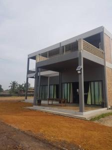 Bangunan di mana terletaknya vila ini +21 gambar