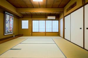 Fotografie z fotogalerie ubytování 一棟貸切宿 空と家 本棟 v destinaci Tadotsu