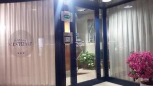 Fotografia z galérie ubytovania Albergo Centrale v destinácii Trebaseleghe