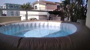 Fotografie z fotogalerie ubytování Hana apartament hot tub v destinaci Vlorë + 103 fotografií