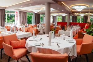 Restaurace v ubytování Best Western Plus Ostseehotel Waldschloesschen