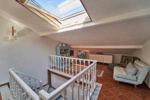 a skylight in a living room with a ceiling at Casa Gioconda in Portovenere