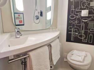 Koupelna v ubytování Hotel ibis Dijon Centre Clemenceau