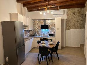 Kuchyň nebo kuchyňský kout v ubytování Camara House