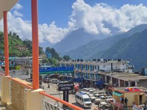 Общий вид на горы или вид на горы из гостевого дома