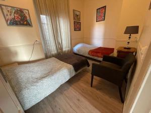 Coin salon dans l'établissement Gite d'exception 13 couchages avec jacuzzi et sauna