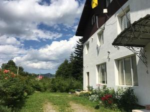 Imagem da galeria de Mini-Hotel Serpanok em Mykulychyn