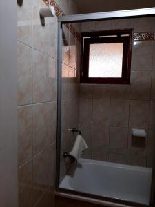 Koupelna v ubytování Hotel y Cabañas Huallilemu Sur - Caja Los Andes