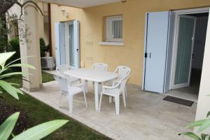 Patio nebo venkovní prostory v ubytování Residence Mediterranee Family Apartments