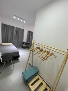 Een bed of bedden in een kamer bij Latorre Apartment