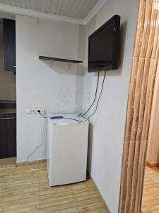 TV a/nebo společenská místnost v ubytování Guest house 2 floor