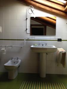 Koupelna v ubytování B&B Allo Spizzo