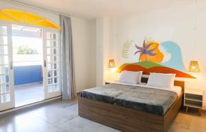 Llit o llits en una habitació de Sea Wolf Hostel - Lagoa da Conceição