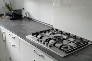 Kuchyň nebo kuchyňský kout v ubytování Vakantiewoning 't Hovenshuis