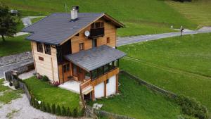 The building in which the holiday home is located