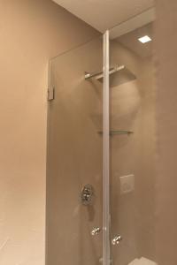 A bathroom at Vigna Caracciolo