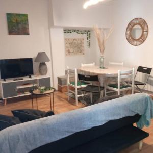 Photo de la galerie de l'établissement Gîte le Rouge Gorge de Brocéliande, à Beignon