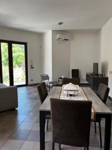 A seating area at Dimora Di Bari Még 34 kép