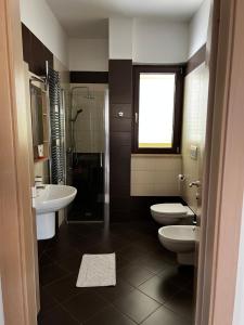 A bathroom at Dimora Di Bari