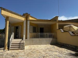 The building in which the holiday home is located