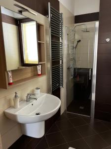 A bathroom at Dimora Di Bari