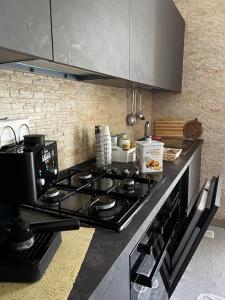 A kitchen or kitchenette at Dimora Di Bari