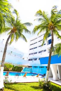 Bazén v ubytování Hotel Caribe Internacional Cancun nebo v jeho okolí