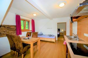 Kuchnia lub aneks kuchenny w obiekcie David Appartments