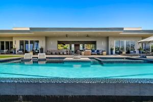 ハプナビーチにあるHapuna Modern House at Mauna Keaのギャラリーの写真