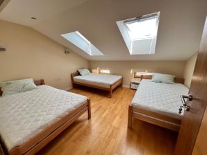 Letto o letti in una camera di Joy Hostel