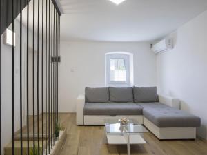 Fotografie z fotogalerie ubytování Holiday Home in Medulin with Bubble Bath v Medulinu