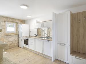 Fotografie z fotogalerie ubytování Holiday Home in Medulin with Bubble Bath v Medulinu + 25 fotografií