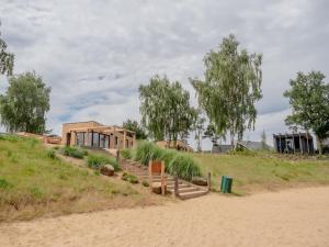 Zahrada ubytování Lodge by Rhine with Stunning Water Views
