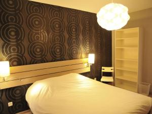 Katil atau katil-katil dalam bilik di Comfortable Holiday Home in Marche-en-Famenne with Terrace
