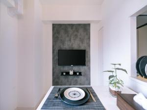 Μια τηλεόραση ή/και κέντρο ψυχαγωγίας στο Ustay ueno +176 φωτογραφίες