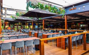 Restaurace v ubytování Hoey Moey Backpackers