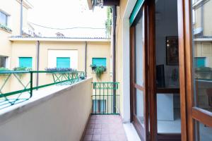 a balcony with a view of a building at Verona Movie Lovers in Verona