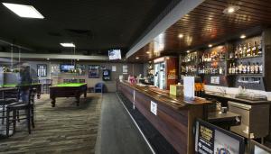 Lounge nebo bar v ubytování Nightcap at Morwell Hotel