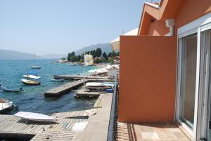 Gallery image of Opera apartments in Tivat