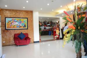 Hall o reception di Siayan Travellers Inn