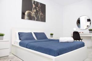 Zdjęcie z galerii obiektu Second line Puerto Banús top floor w Marbelli