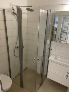 Koupelna v ubytování Laufenburg